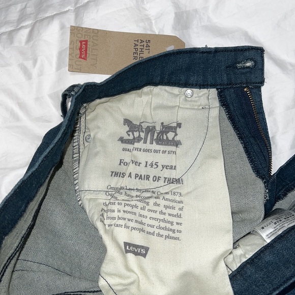 NWT Levi’s 541 Athletic Taper - Picture 8 of 11